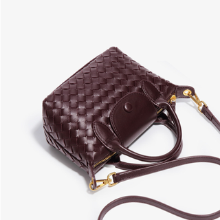 Palais Élégance Handbag
