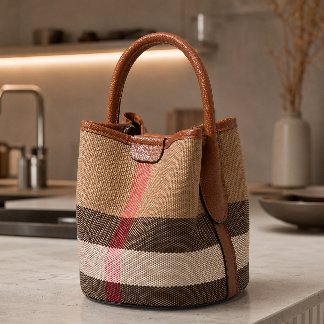 Chant de Rose Handbag
