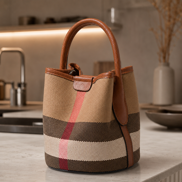 Chant de Rose Handbag