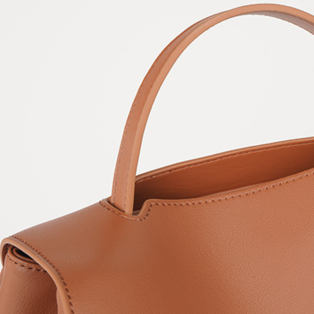 Vivienne Majesté Handbag