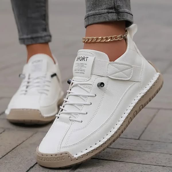 Chrysoline - Cozy and Supportive Sneakers