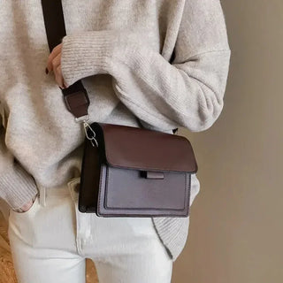 Chic Crossbody Bags for Women – Stylish and Versatile Mini Clutch Design