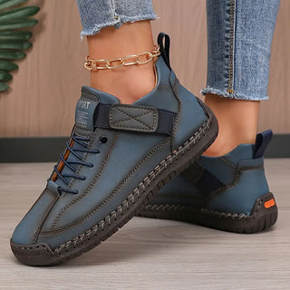 Chrysoline - Cozy and Supportive Sneakers
