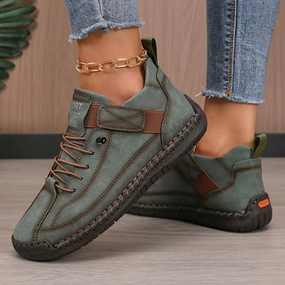 Chrysoline - Cozy and Supportive Sneakers