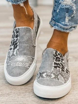 Yana - Stylish Slip-On Shoes Designed for Comfort and Pain Relief