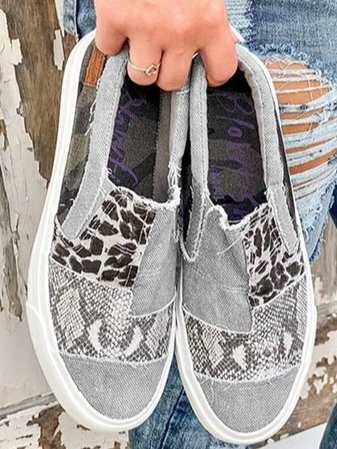 Yana - Stylish Slip-On Shoes Designed for Comfort and Pain Relief
