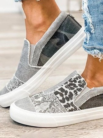 Yana - Stylish Slip-On Shoes Designed for Comfort and Pain Relief