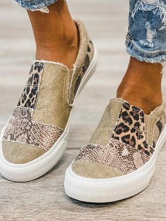 Yana - Stylish Slip-On Shoes Designed for Comfort and Pain Relief