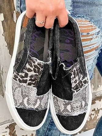 Yana - Stylish Slip-On Shoes Designed for Comfort and Pain Relief