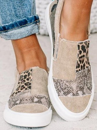 Yana - Stylish Slip-On Shoes Designed for Comfort and Pain Relief
